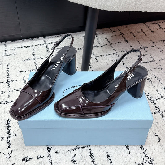 Босоніжки-слінгбеки PRADA 26S, 70 мм, з темно-коричневої лакованої телячої шкіри
