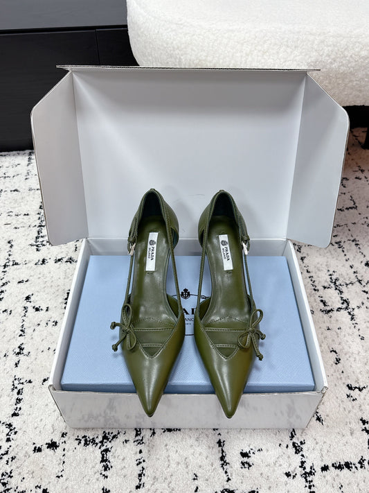 PRADA 26S POINTED-TOE HIGH HEELS 75MM IN DARK OLIVE GREEN CALFSKIN WITH BOW
