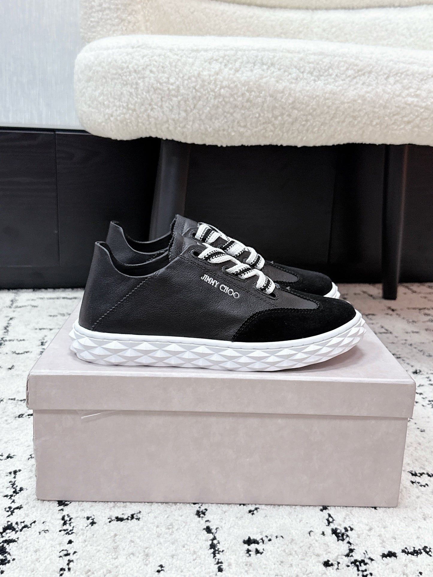 КРОСІВКИ JIMMY CHOO 26S З ЧОРНОЇ ТЕЛЯЧОЇ ШКІРИ ТА ЗАМШІ