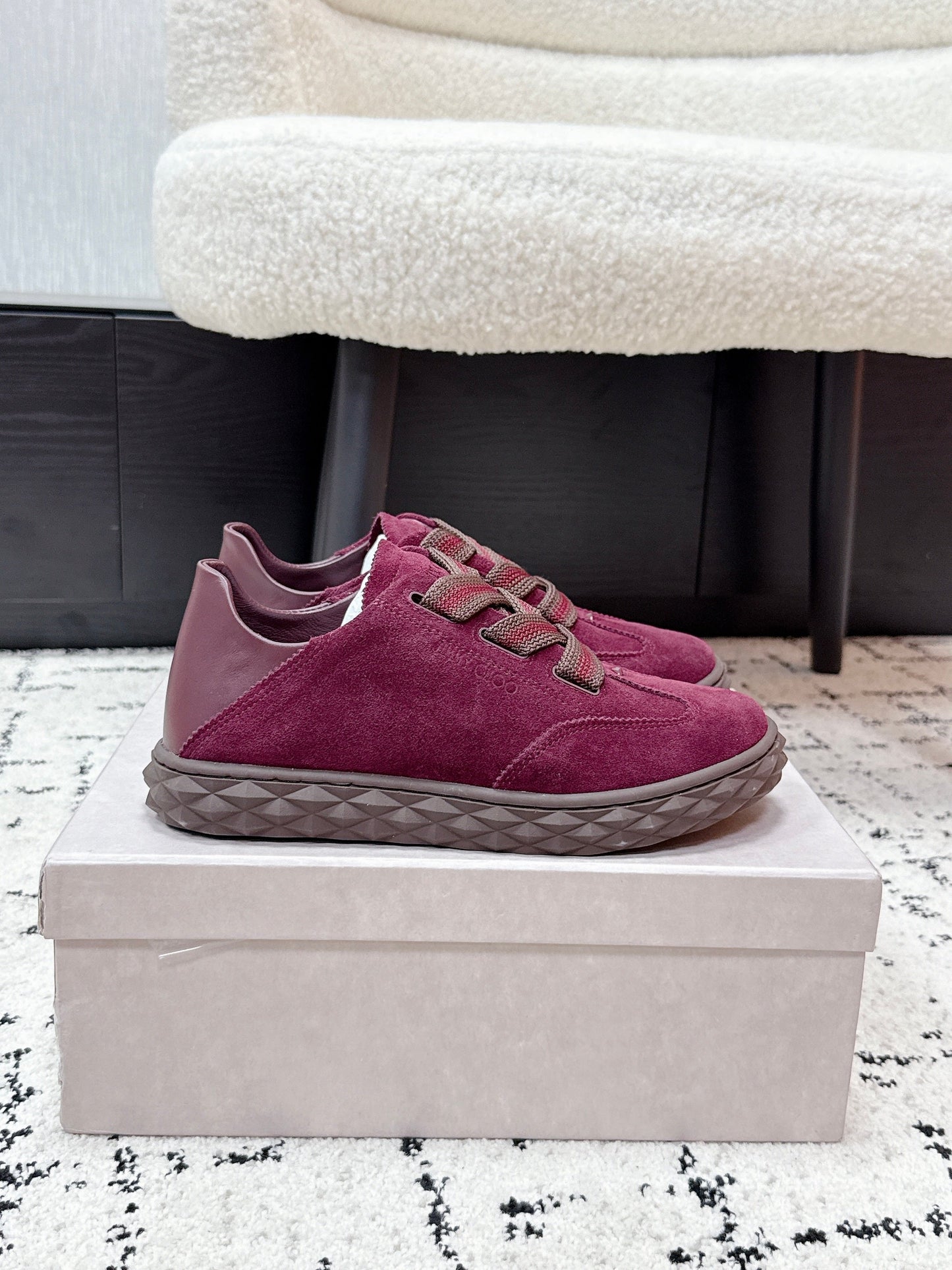 КРОСІВКИ JIMMY CHOO 26S З ТЕМНО-ЧЕРВОНОЇ ЗАМШІ