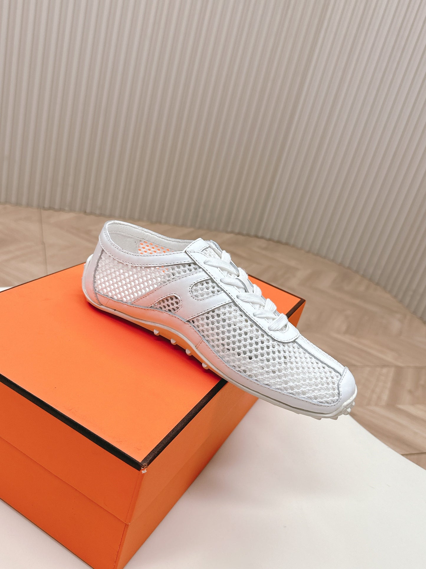 KIGA SNEAKER IN WHITE CROCHET KNIT AND CALFSKIN - 35
