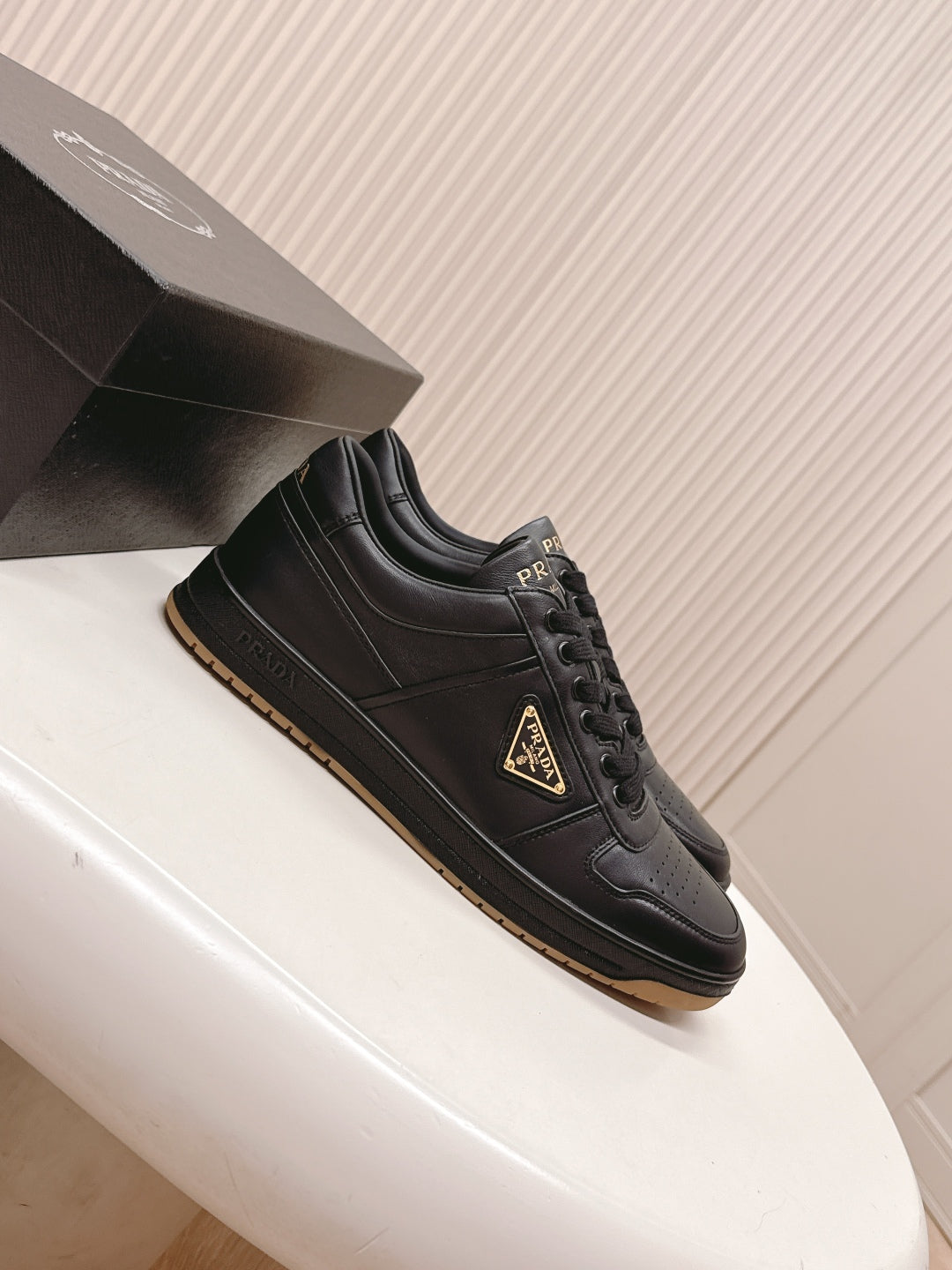 PRADA 25S DOWNTOWN SNEAKERS IN BLACK CALFSKIN - 35