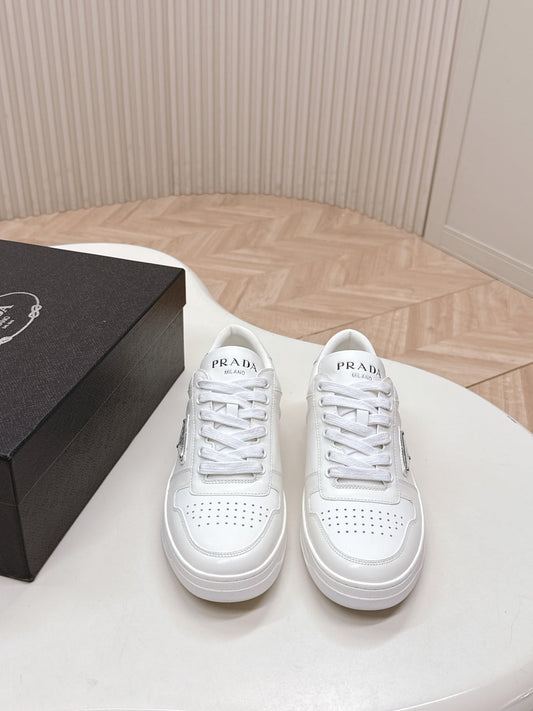 PRADA 25S DOWNTOWN SNEAKERS IN WHITE CALFSKIN SILVER HARDWARE - 35