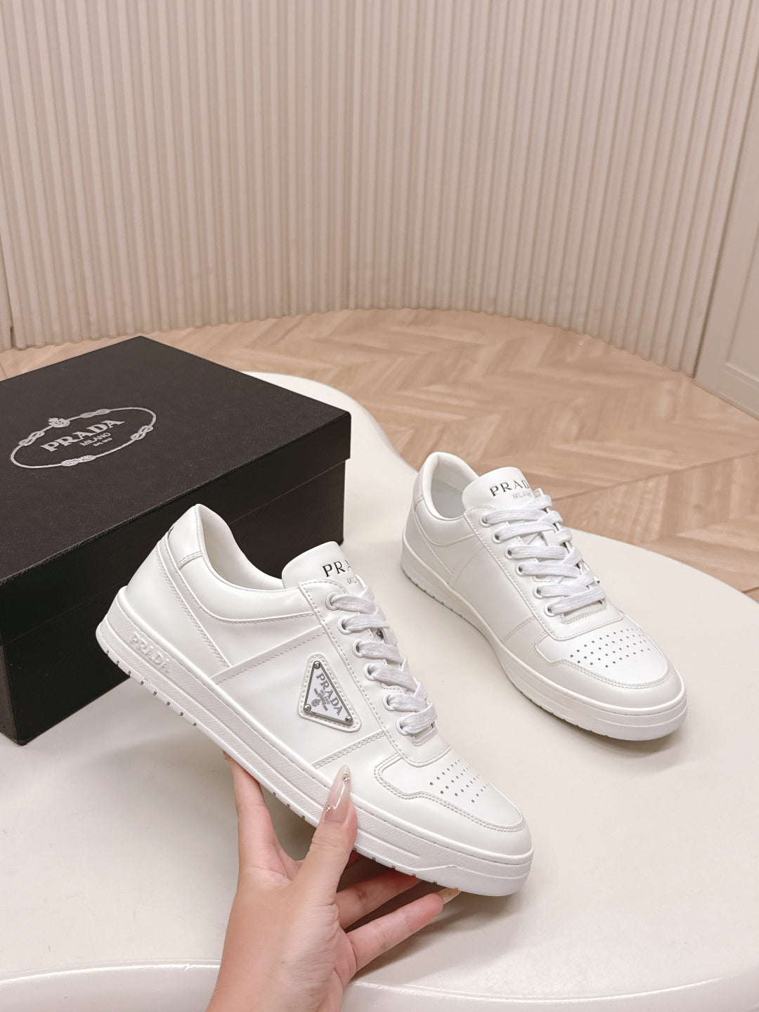 PRADA 25S DOWNTOWN SNEAKERS IN WHITE CALFSKIN SILVER HARDWARE - 35