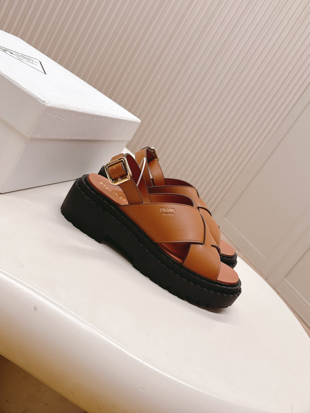 PRADA 25S CRISSCROSS SANDALS IN LIGHT TAN CALFSKIN - 35