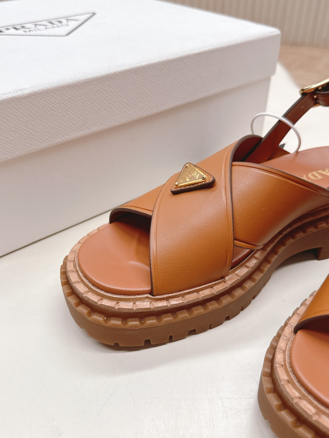 PRADA 25S SANDALS IN LIGHT TAN CALFSKIN LOGO GOLD HARDWARE - 35
