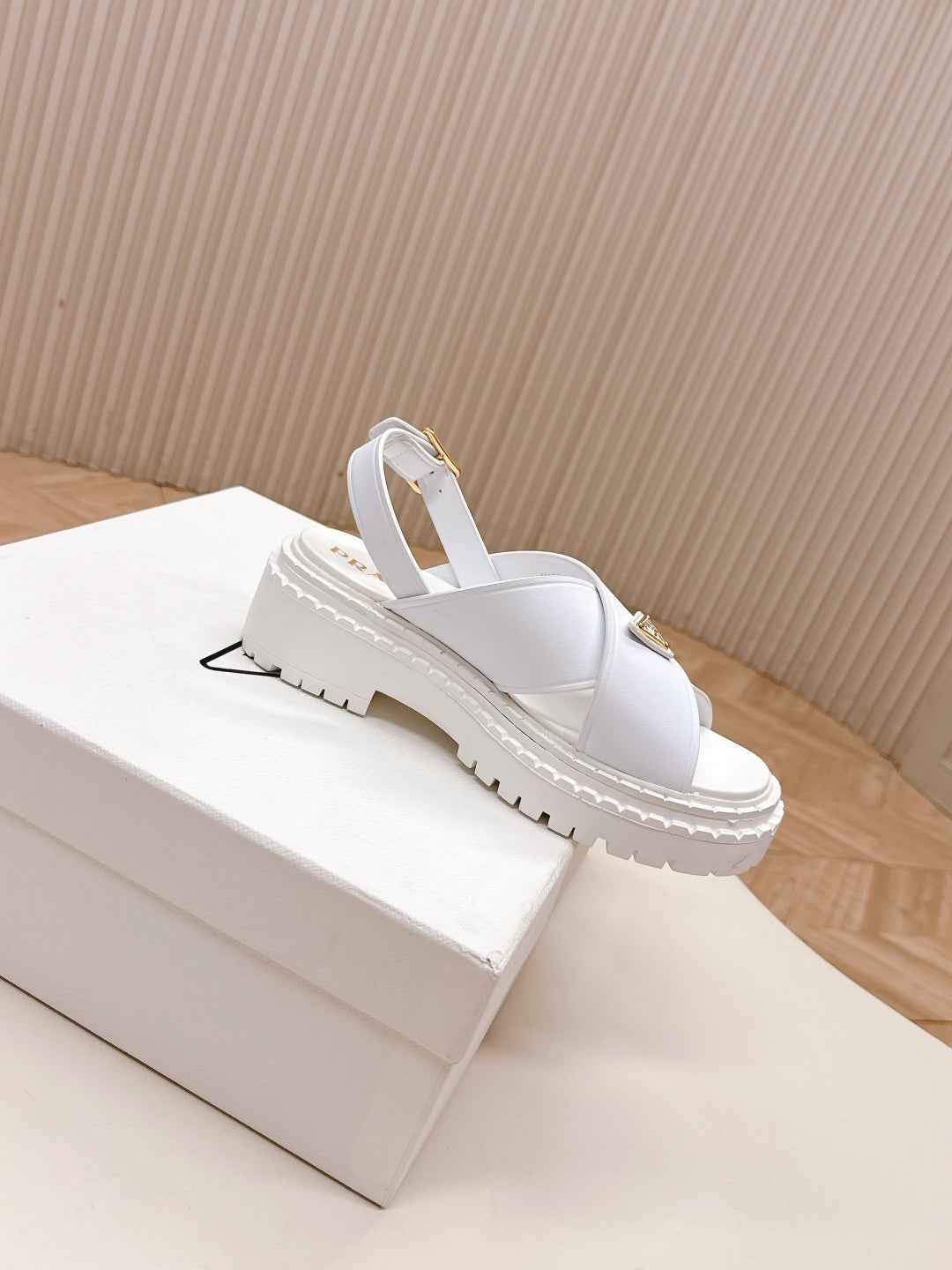 PRADA 25S SANDALS IN WHITE CALFSKIN LOGO GOLD HARDWARE - 35