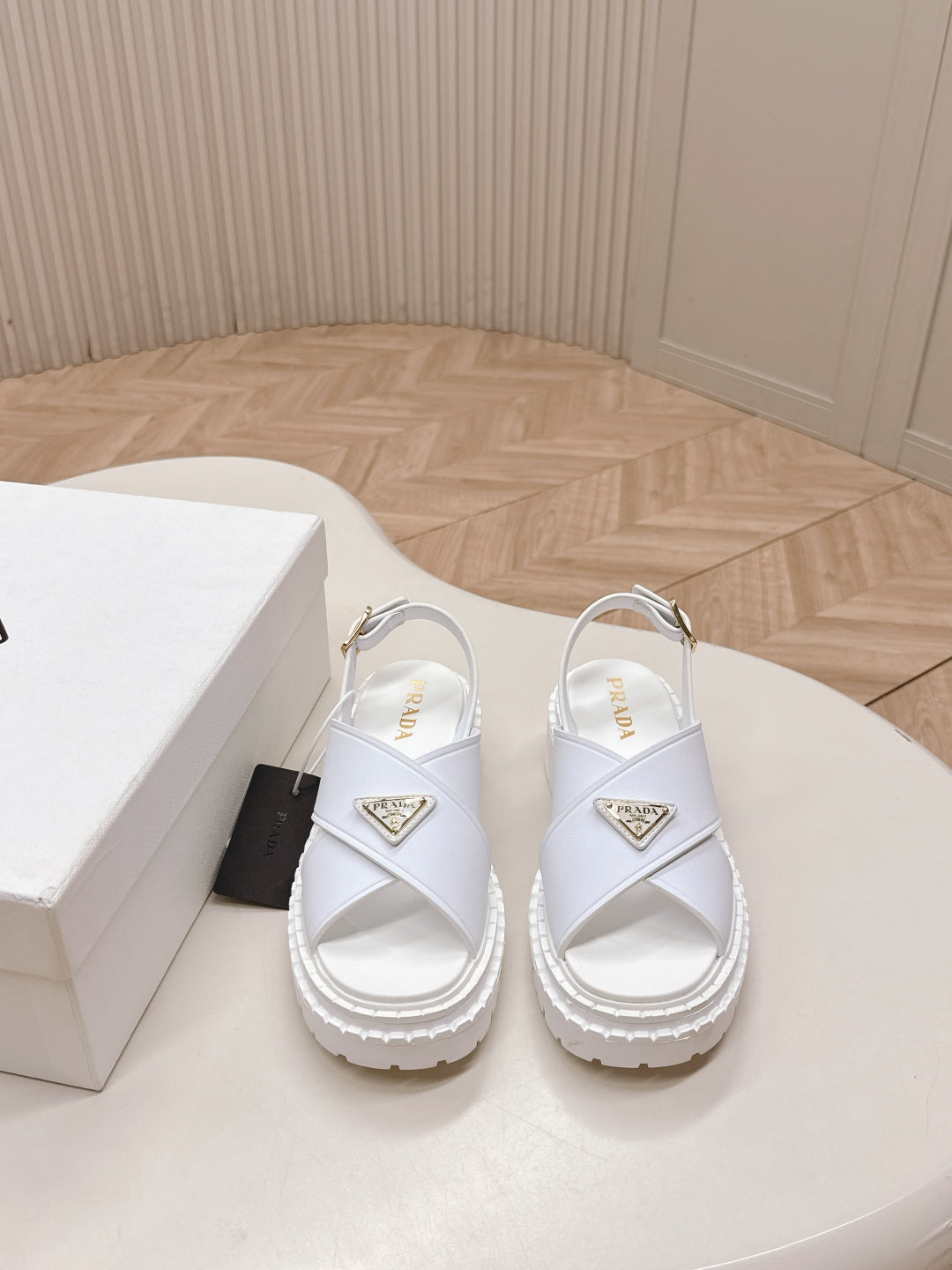 PRADA 25S SANDALS IN WHITE CALFSKIN LOGO GOLD HARDWARE - 35