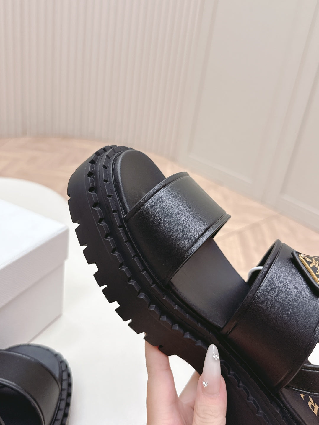 PRADA 25S SANDALS IN BLACK CALFSKIN LOGO - 35