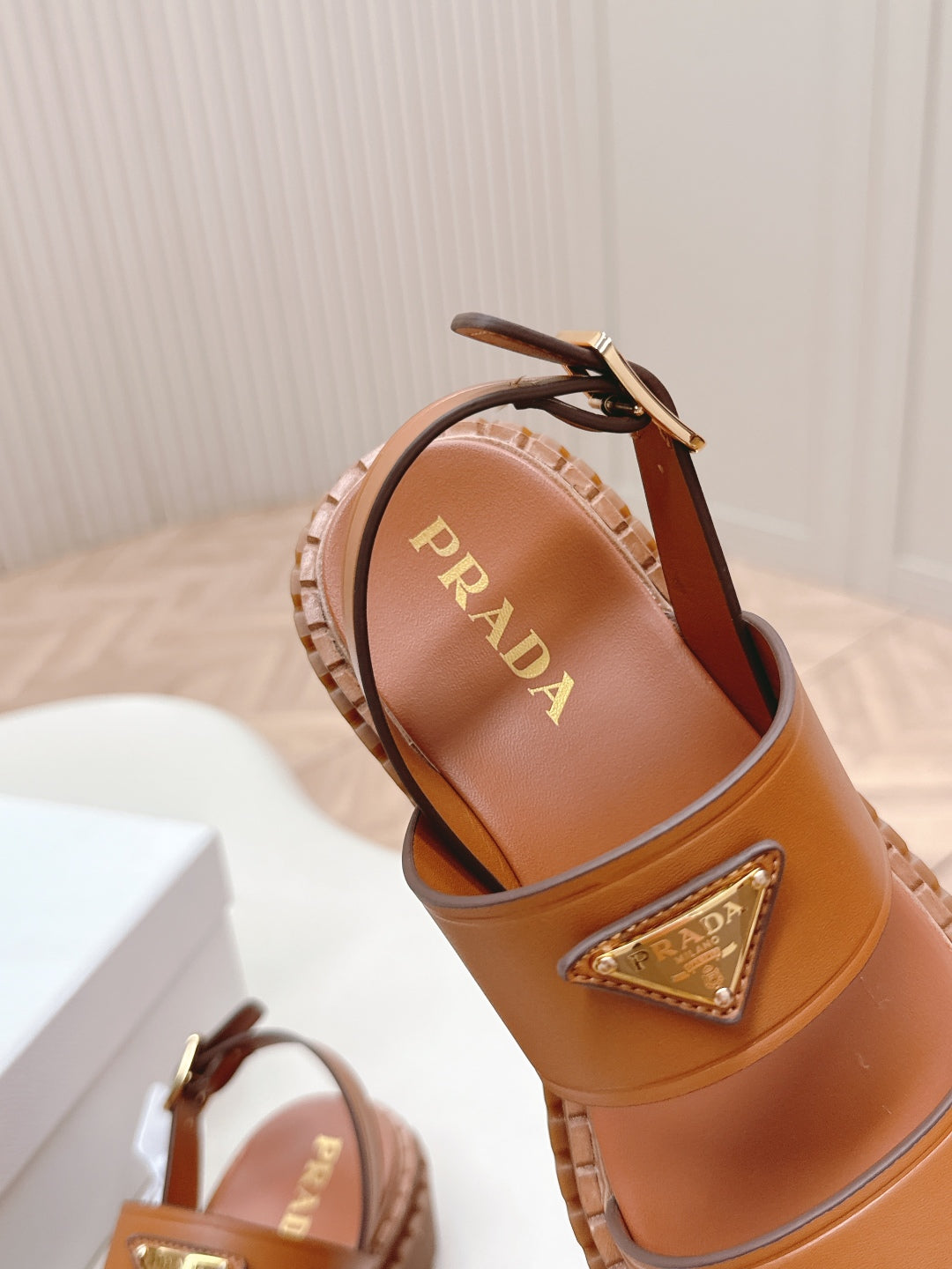 PRADA 25S SANDALS IN LIGHT TAN CALFSKIN LOGO - 35