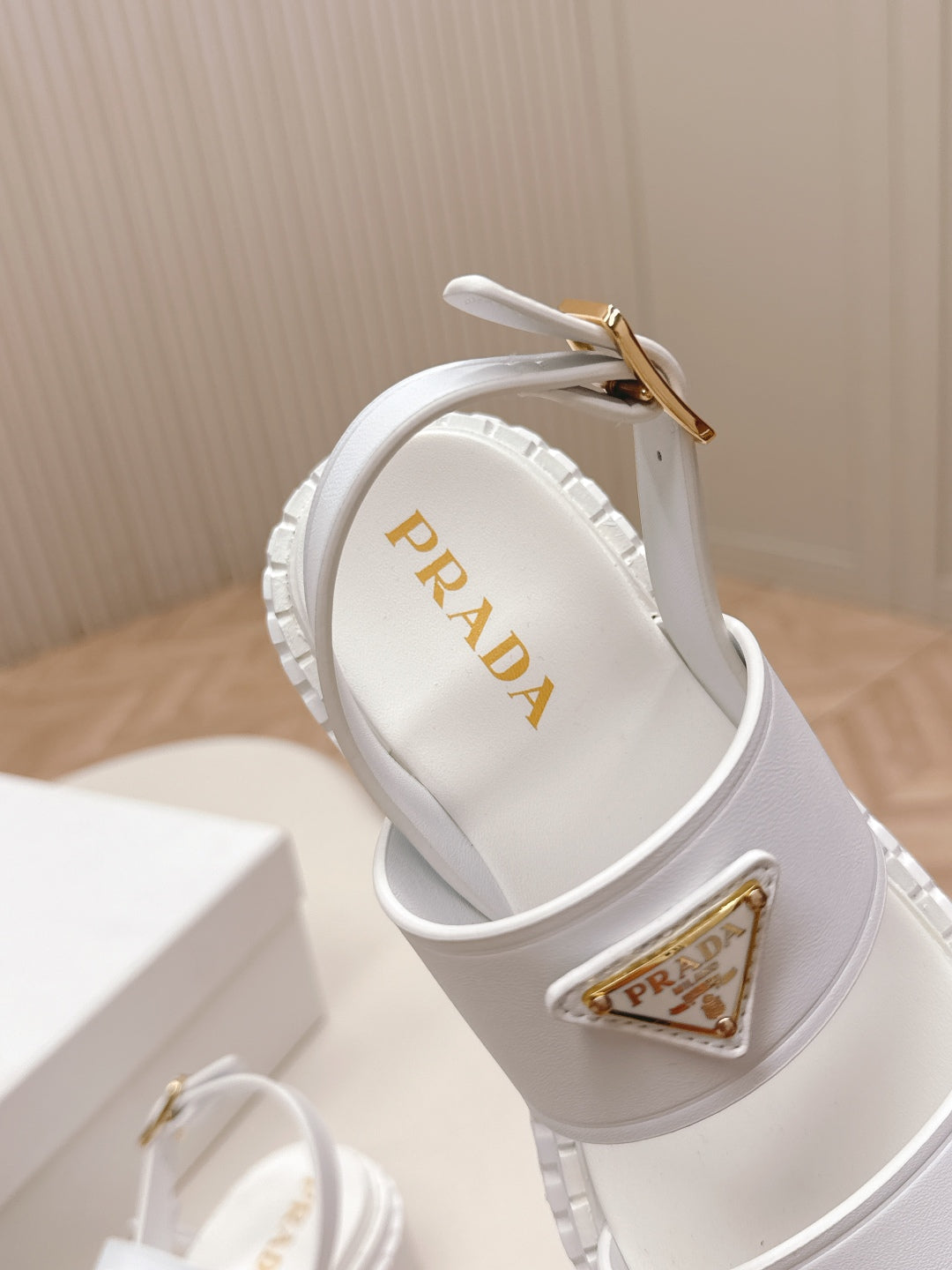 PRADA 25S SANDALS IN WHITE CALFSKIN LOGO - 35