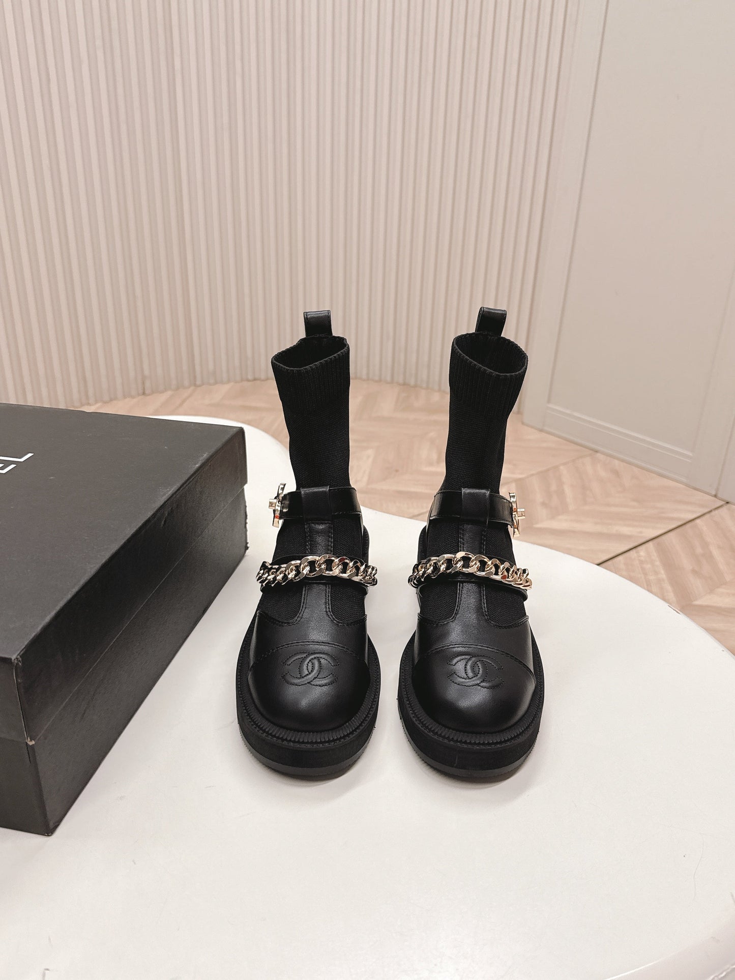 CHANEL ANKLE BOOTS 25S IN BLACK LAMBSKIN AND FABRIC WITH GOLD HARDWARE - 35