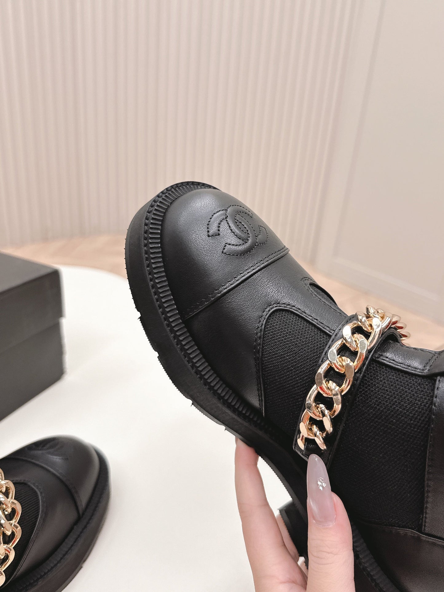 CHANEL ANKLE BOOTS 25S IN BLACK LAMBSKIN AND FABRIC WITH GOLD HARDWARE - 35