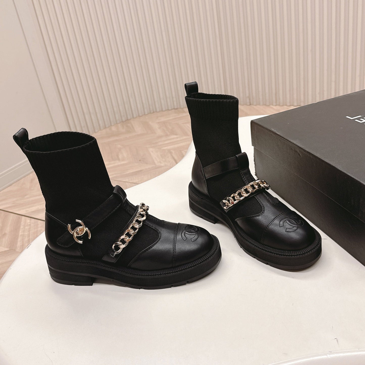 CHANEL ANKLE BOOTS 25S IN BLACK LAMBSKIN AND FABRIC WITH GOLD HARDWARE - 35