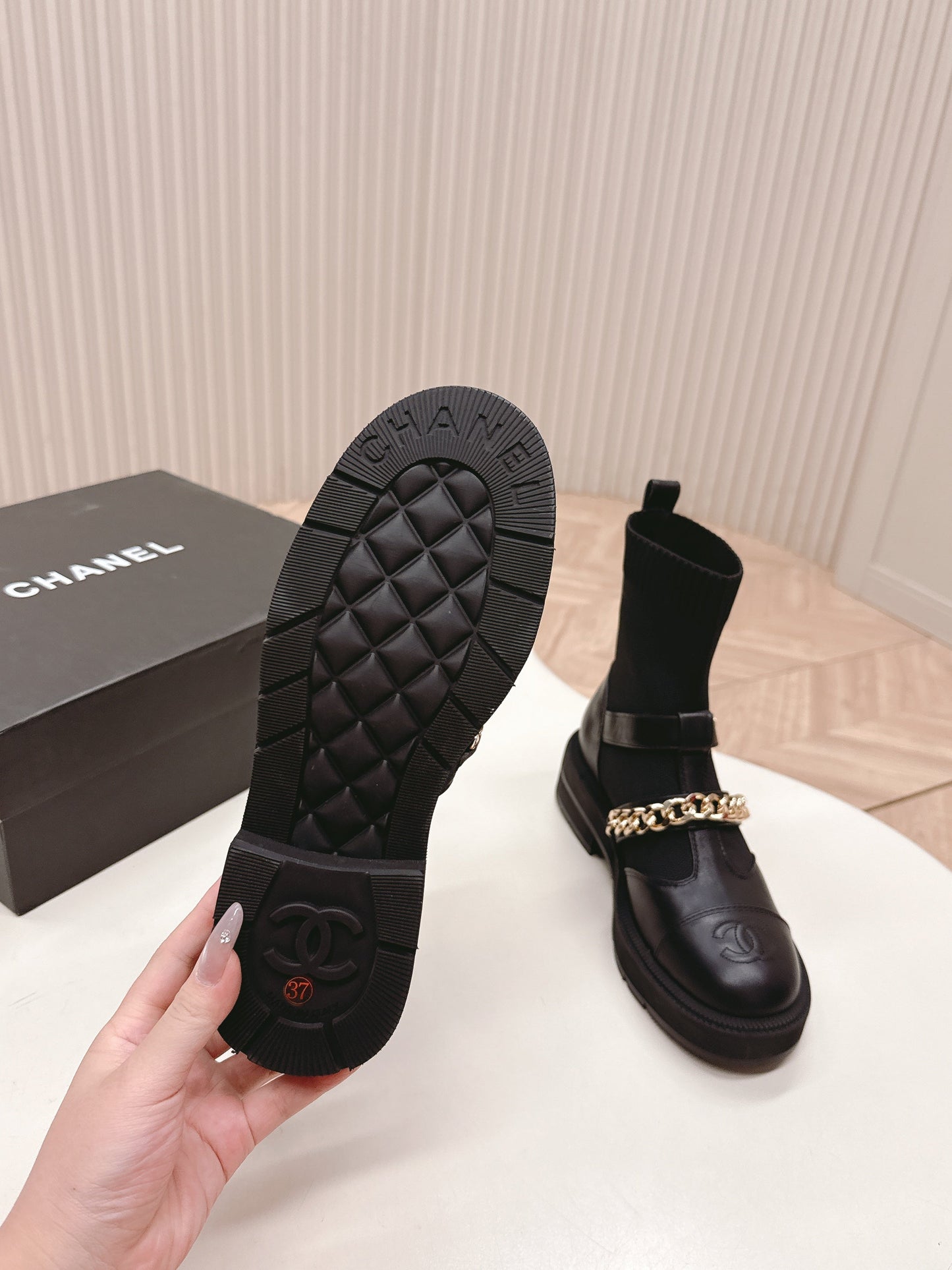 CHANEL ANKLE BOOTS 25S IN BLACK LAMBSKIN AND FABRIC WITH GOLD HARDWARE - 35