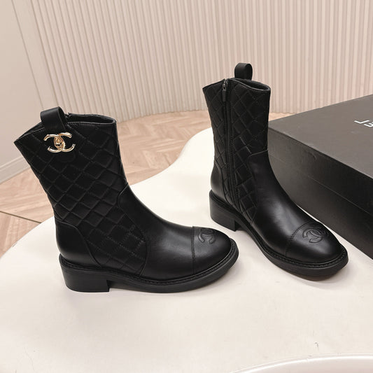 CHANEL ANKLE BOOTS 25S IN BLACK LAMBSKIN WITH GOLD HARDWARE - 35