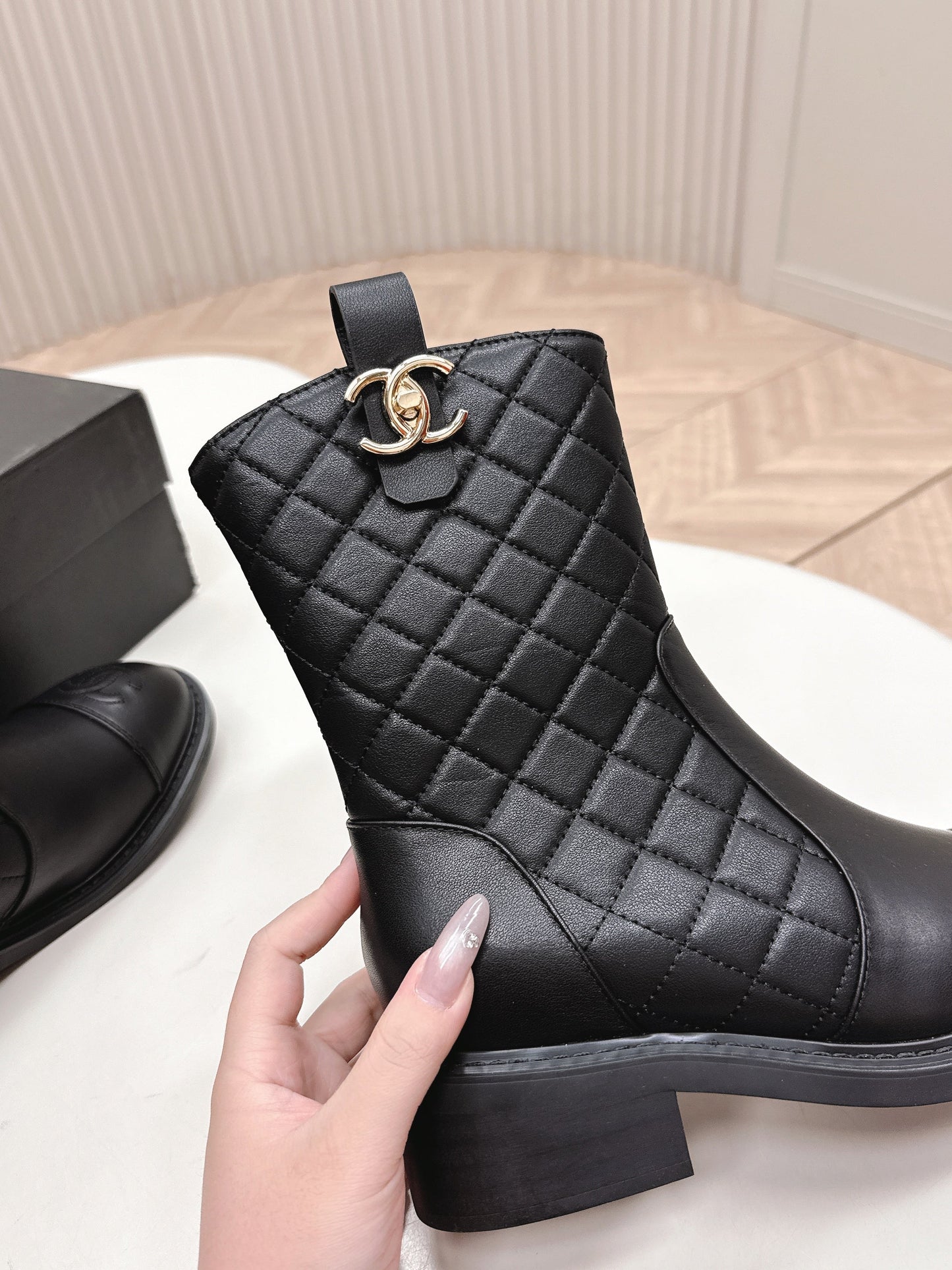 CHANEL ANKLE BOOTS 25S IN BLACK LAMBSKIN WITH GOLD HARDWARE - 35
