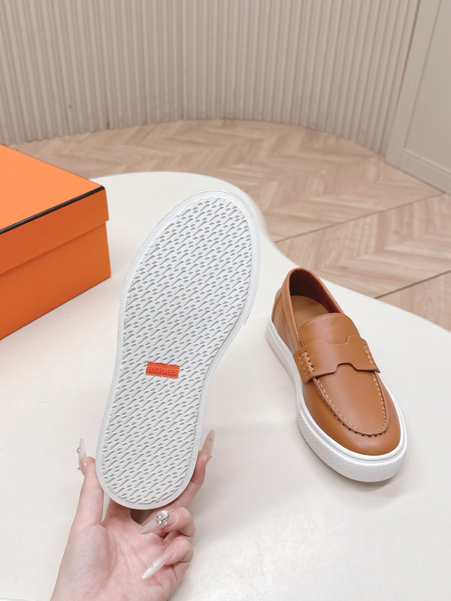 HM 25S SLIP-ON IN BROWN LAMBSKIN - 35