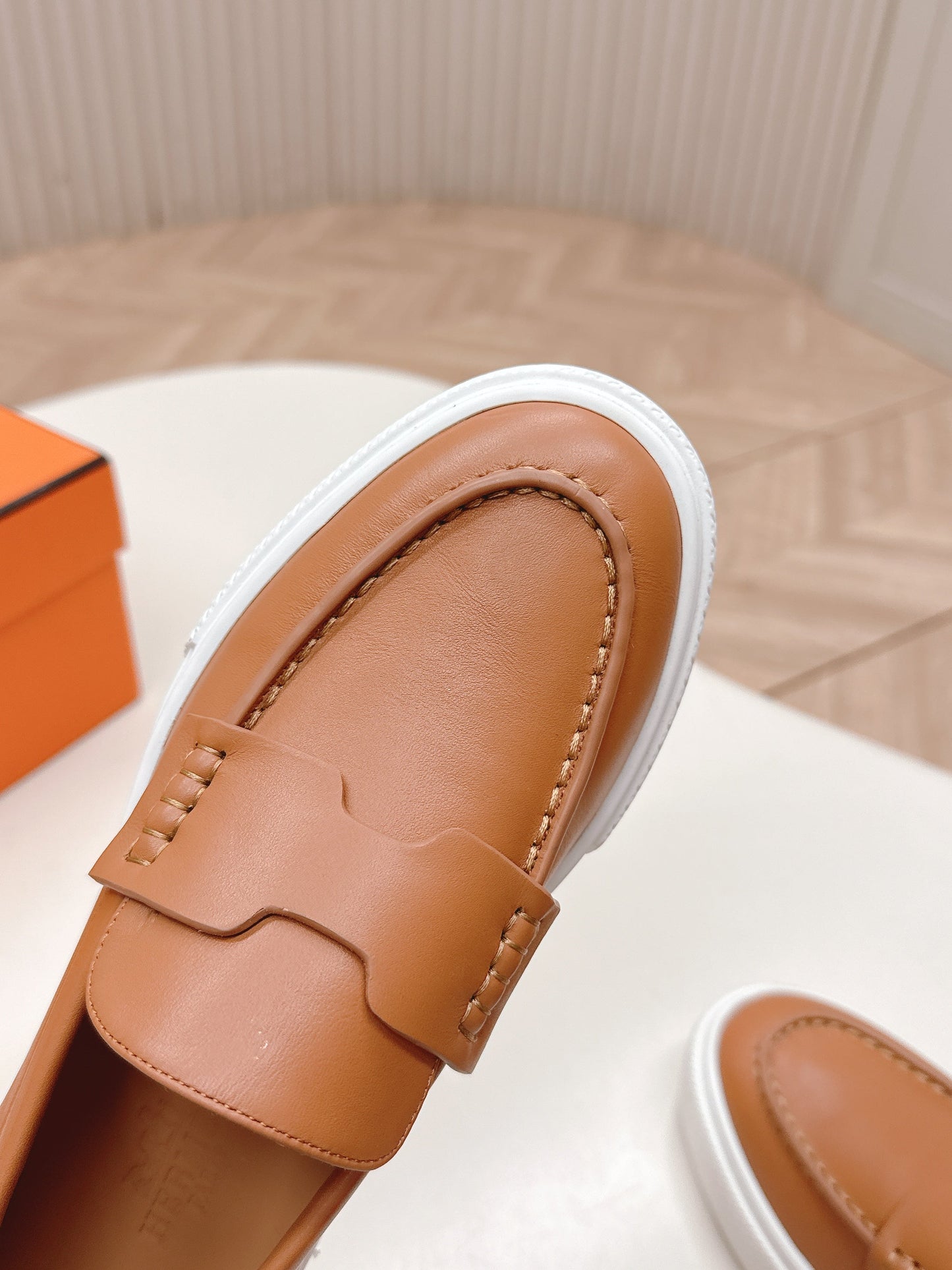 HM 25S SLIP-ON IN BROWN LAMBSKIN - 35