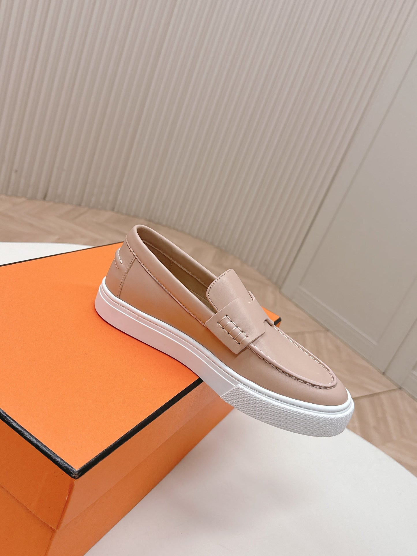 HM 25S SLIP-ON IN SOFT NUDE PINK LAMBSKIN - 35