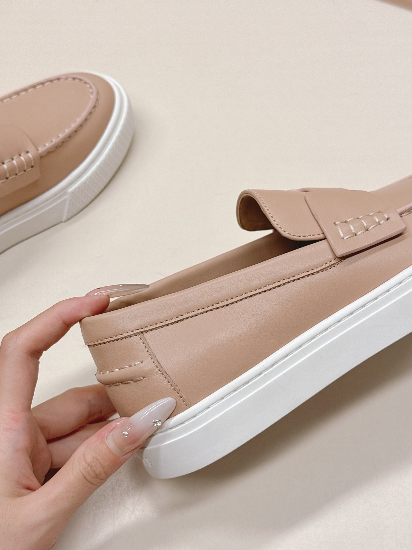 HM 25S SLIP-ON IN SOFT NUDE PINK LAMBSKIN - 35