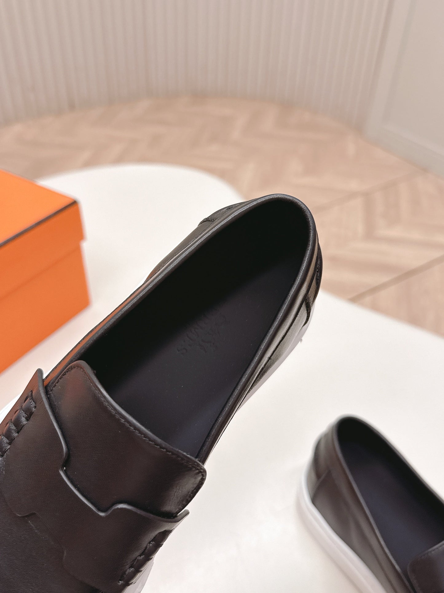 HM 25S SLIP-ON IN BLACK LAMBSKIN - 35