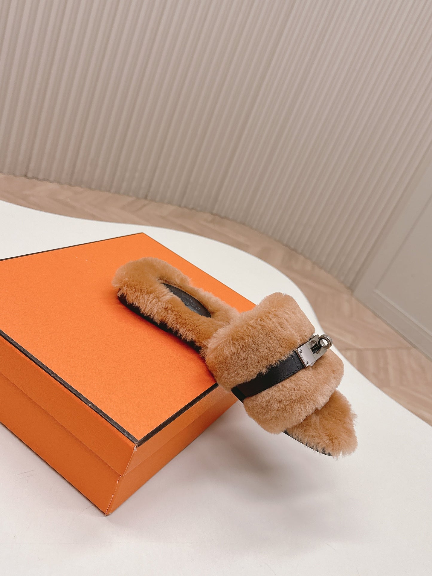 HM 25S ORAN SANDAL IN CLAY ORANGE SHEARLING WITH SILVER HARDWARE - 35