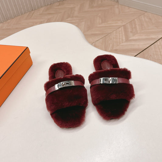HM 25S ORAN SANDAL IN DARK RED SHEARLING WITH SILVER HARDWARE - 35
