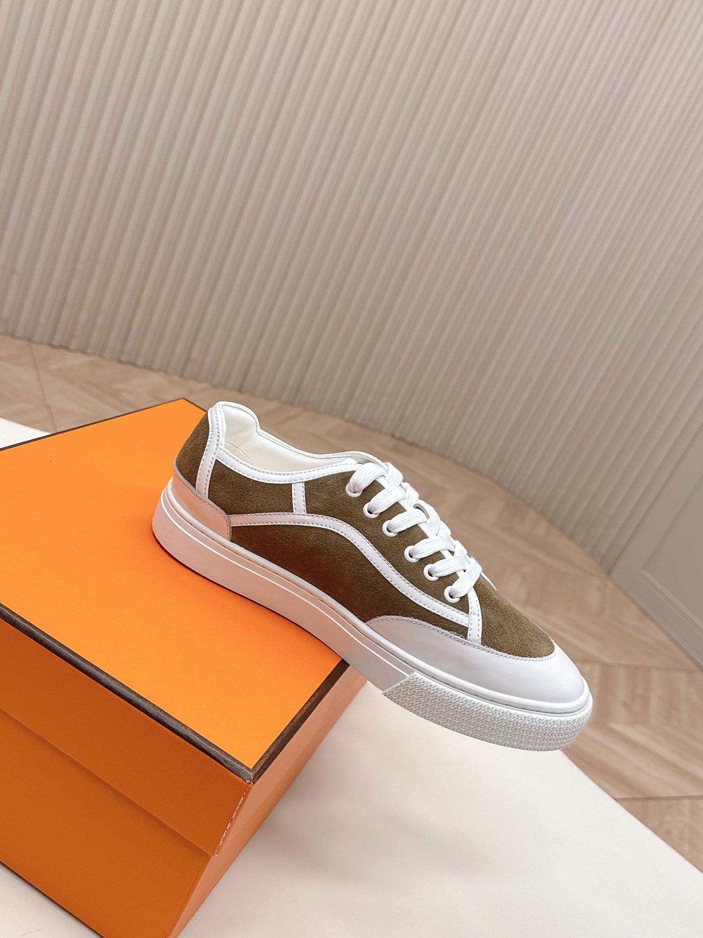 HM 25S SNEAKER LOW SPORTS IN BROWN SUEDE MIX WHITE LAMBSKIN - 35