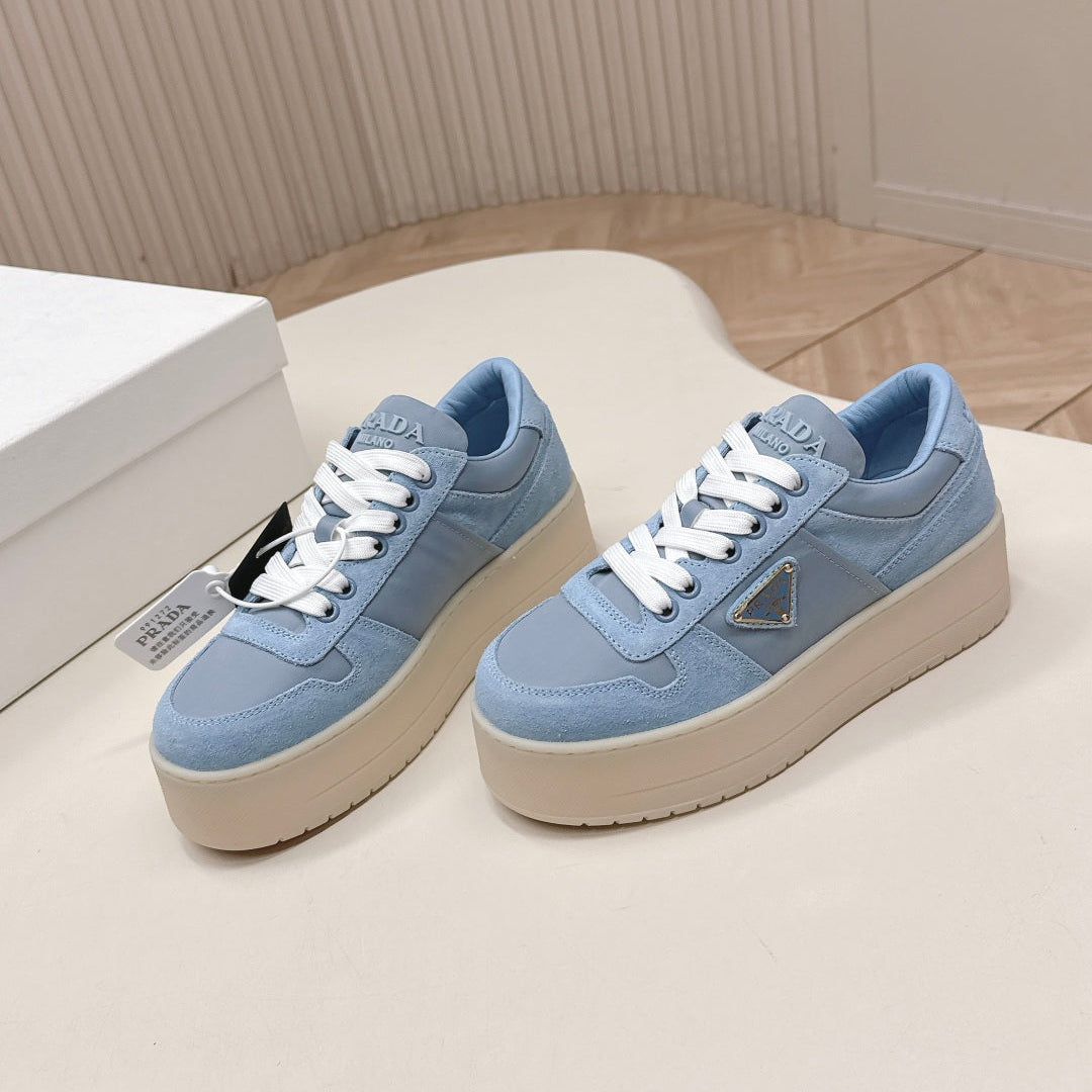 КРОСІВКИ PRADA 26S PLATFORM 50 ММ З НЕБЕСНО-БЛАКИТНОЇ ЗАМШІ