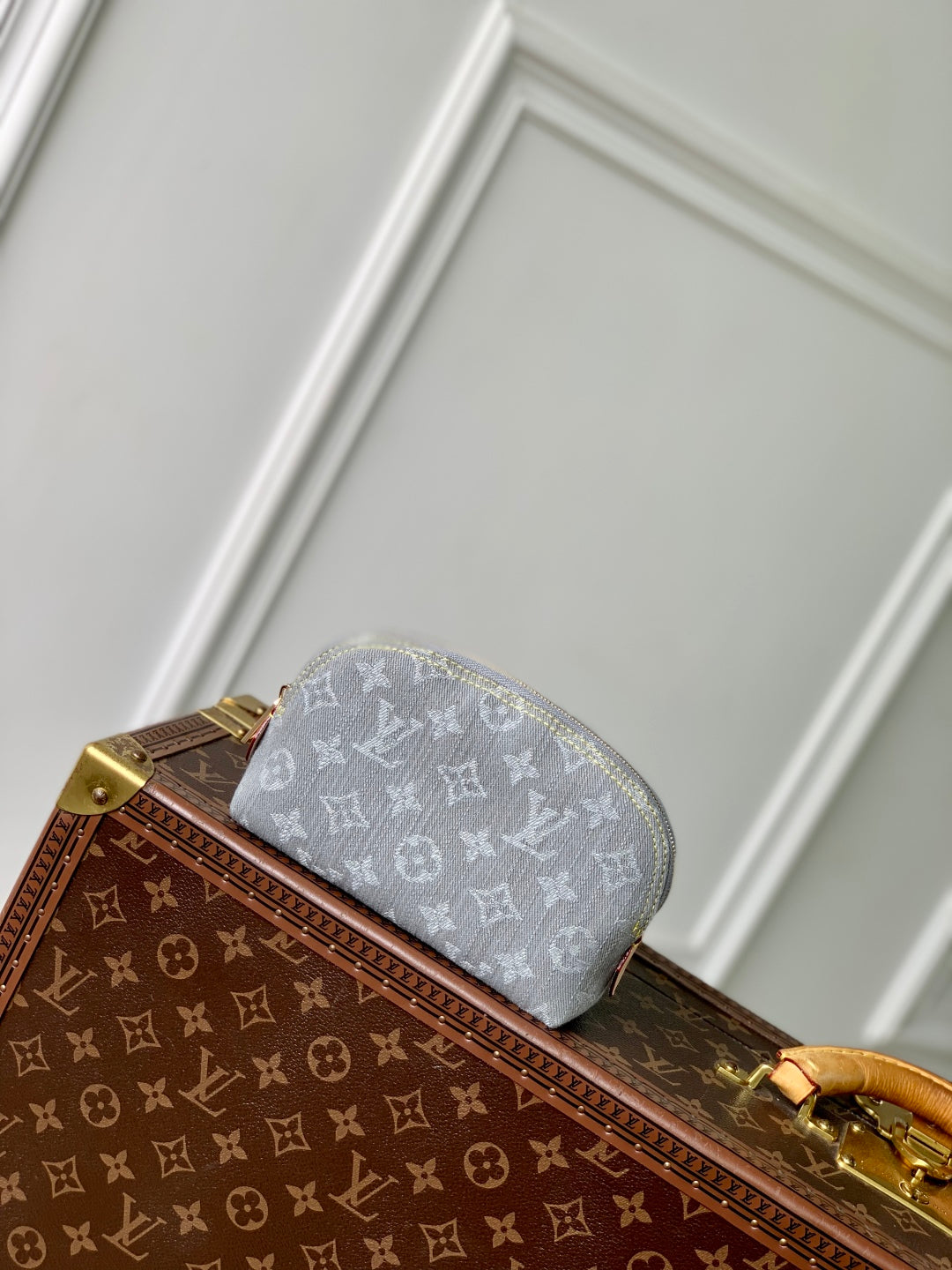 COSMETIC POUCH 19 IN GREY MONOGRAM DENIM GOLD HARDWARE