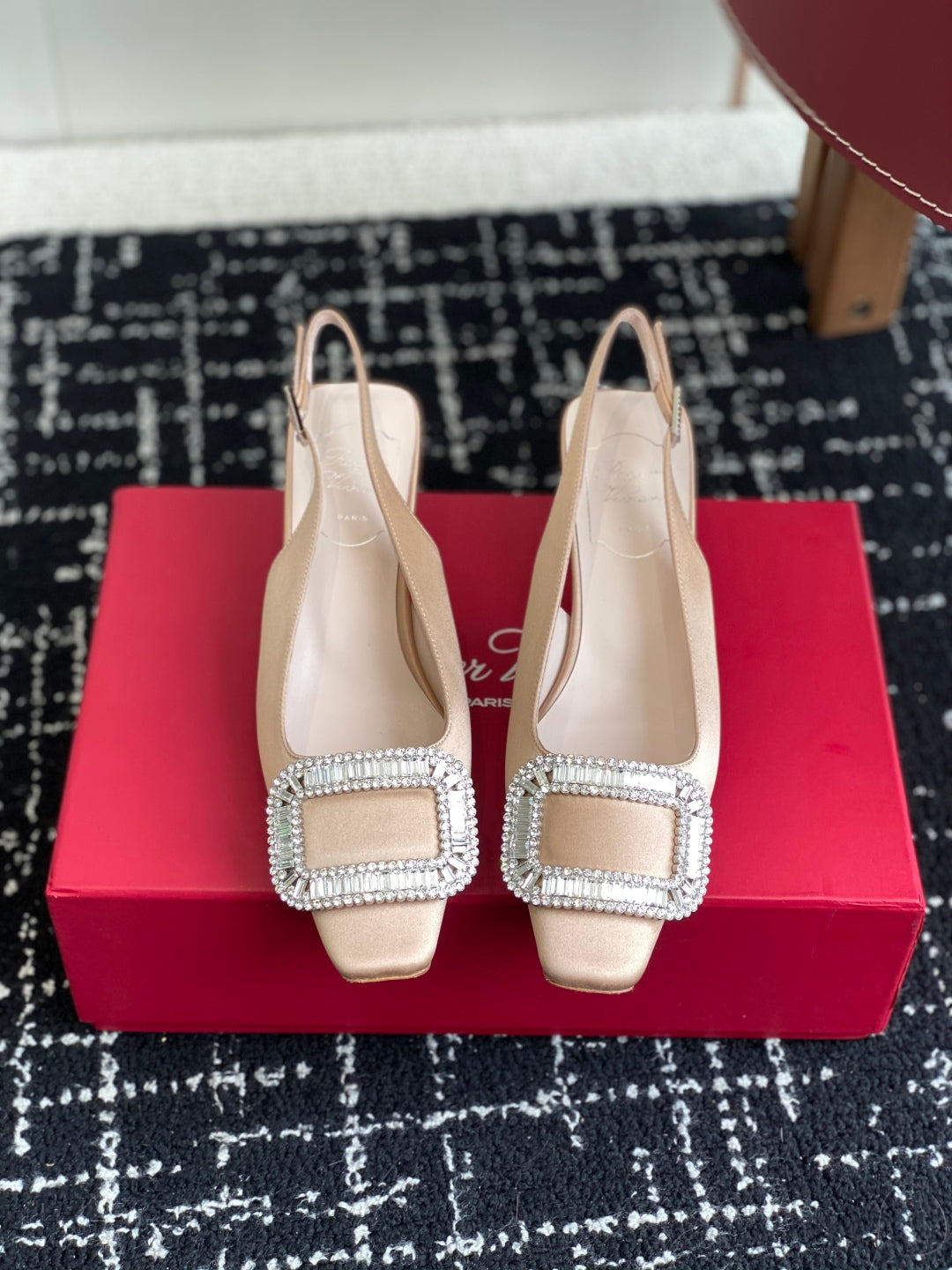 ROGER VIVIER 25S VIVIER SLINGBACK 45MM IN BEIGE SILK EMBELLISHED CRYSTALS - 34