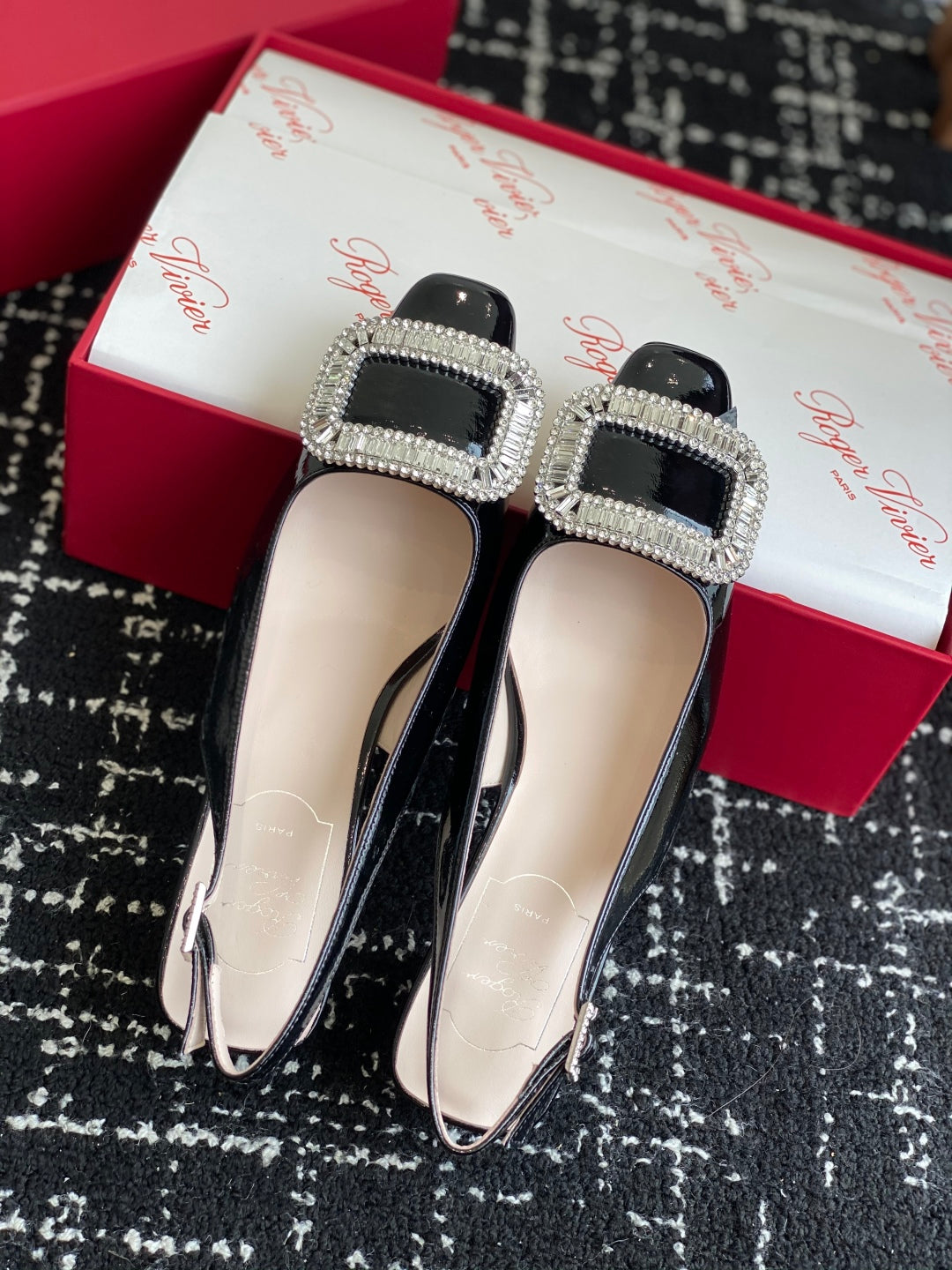 ROGER VIVIER 25S VIVIER SLINGBACK 45MM IN BLACK CALFSKIN EMBELLISHED CRYSTALS - 34