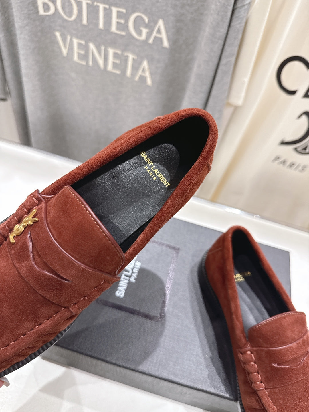 YSL 25S LOAFERS IN RED MAHOGANY SUEDE WITH GOLD HARDWARE - 35