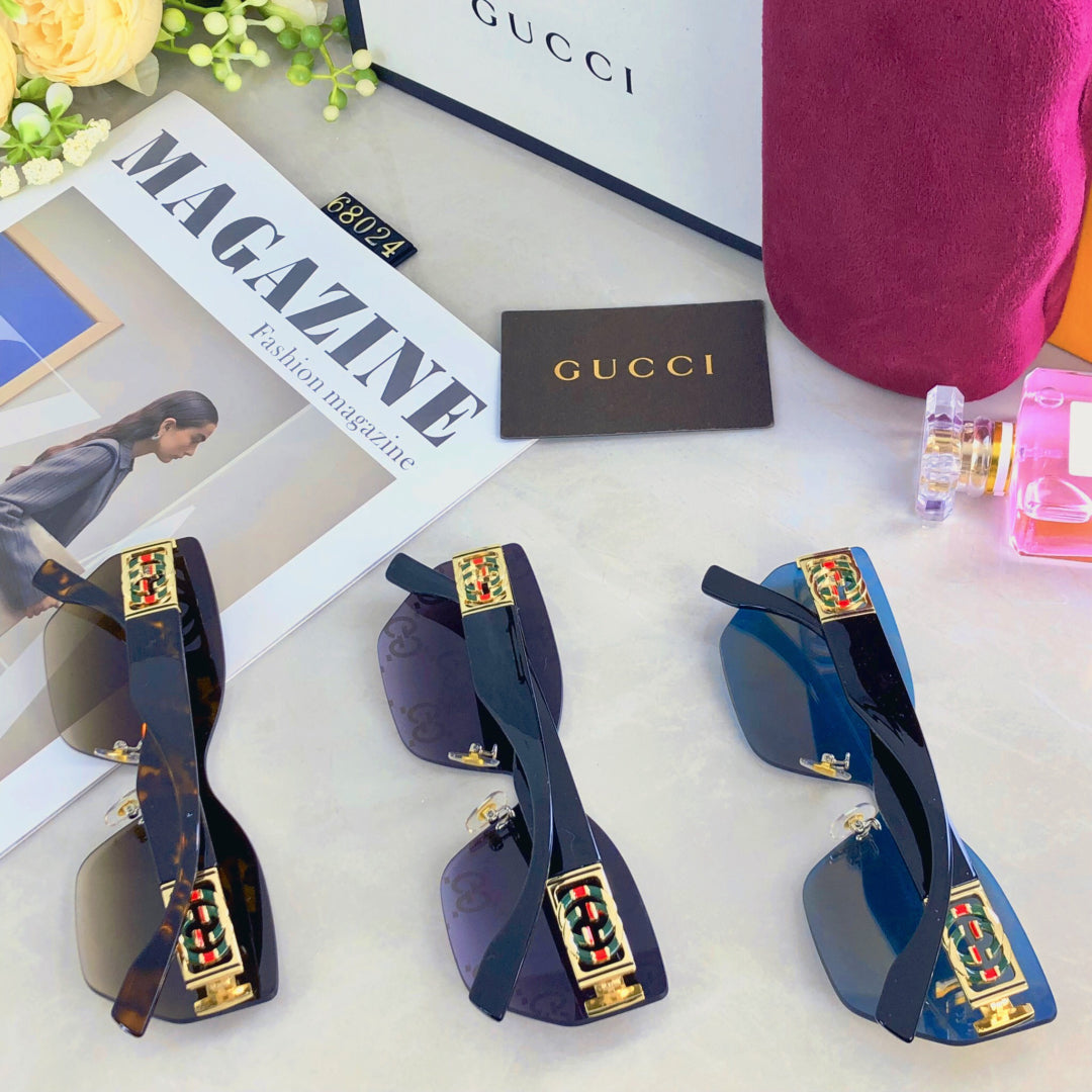 MIRRORED BUTTERFLY FRAME SUNGLASSES 571497 IN ACETATE EMBOSSED LOGO - Blue oblique mask