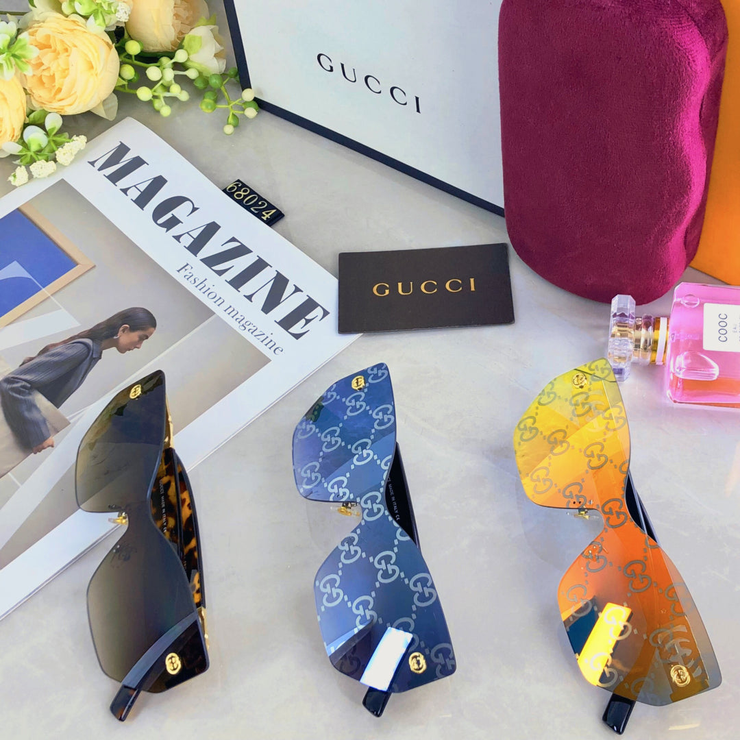MIRRORED BUTTERFLY FRAME SUNGLASSES 571497 IN ACETATE EMBOSSED LOGO - Blue oblique mask