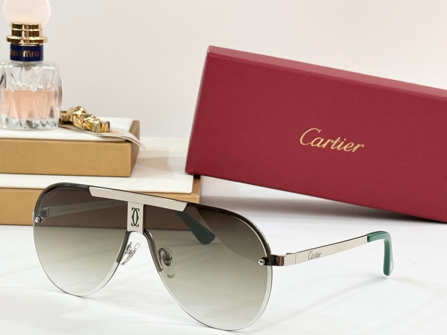 SIGNATURE C DE AVIATOR FRAME SUNGLASSES 524543 IN METAL - Pink