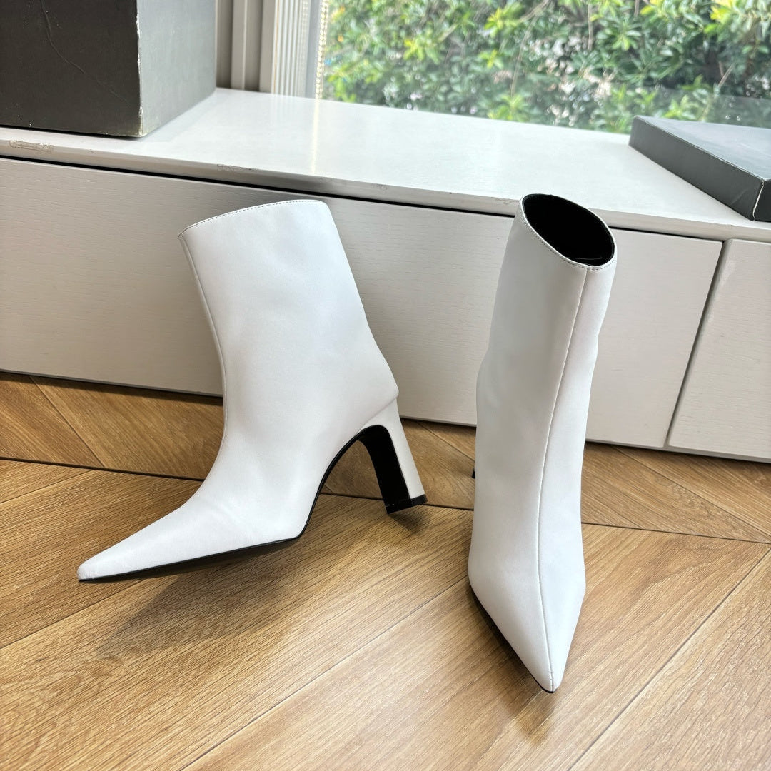 BALENCIAGA 25S ANKLE BOOTS IN WHITE COW LEATHER - 34