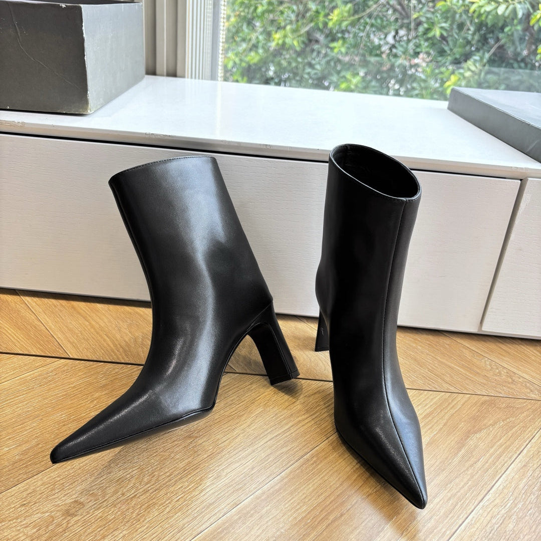 BALENCIAGA 25S ANKLE BOOTS IN BLACK COW LEATHER - 34