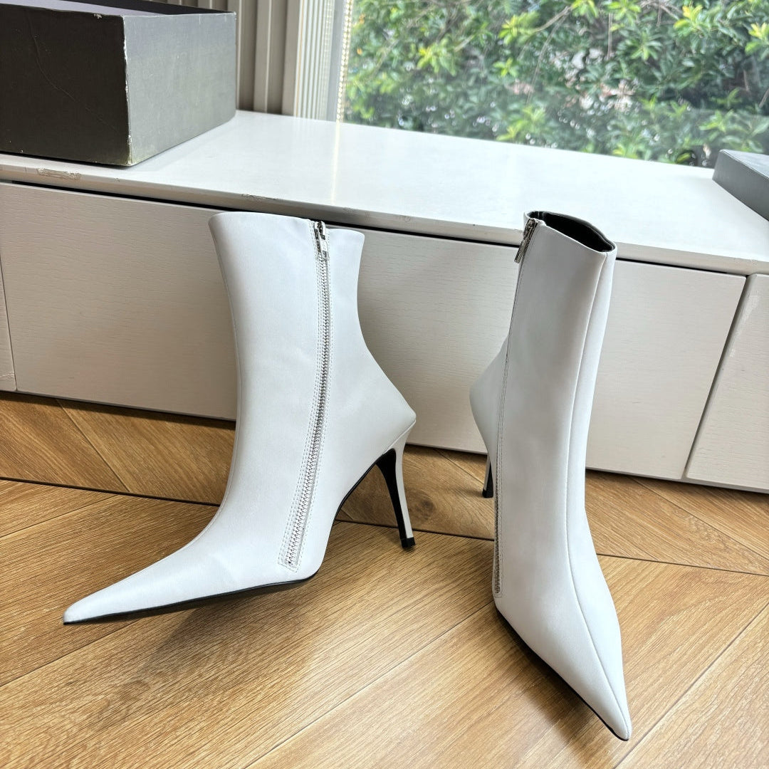 BALENCIAGA 25S ANKLE BOOTS WITH ZIPPER IN WHITE COW LEATHER - 34
