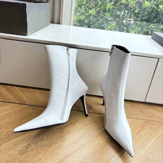 BALENCIAGA 25S ANKLE BOOTS WITH ZIPPER IN WHITE COW LEATHER - 34