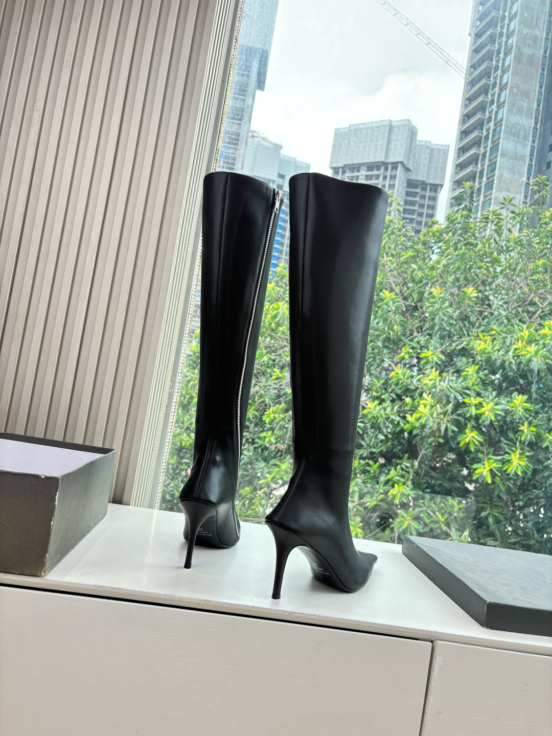 BALENCIAGA 25S HIGH BOOTS WITH ZIPPER IN BLACK COW LEATHER - 34