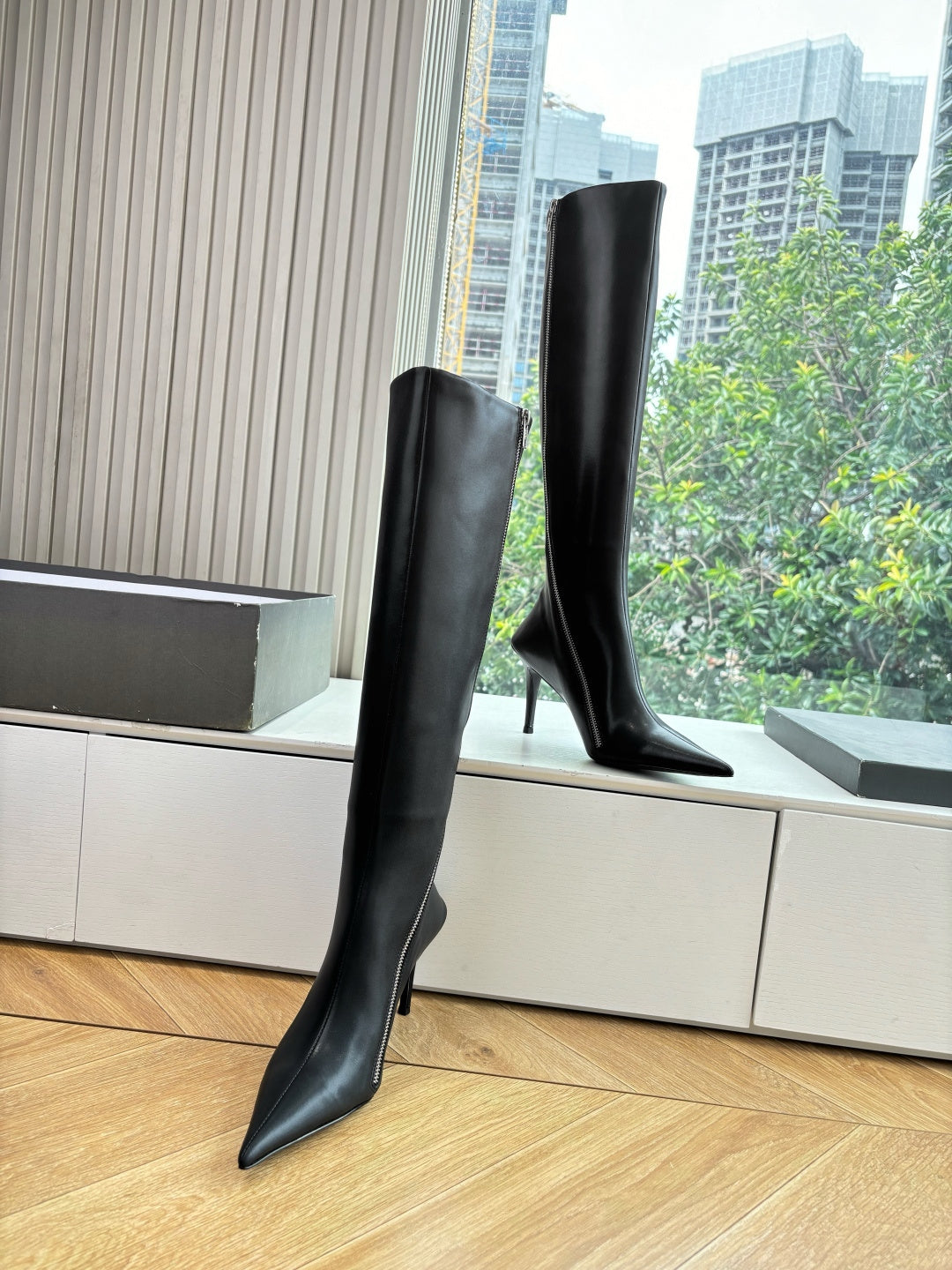 BALENCIAGA 25S HIGH BOOTS WITH ZIPPER IN BLACK COW LEATHER - 34