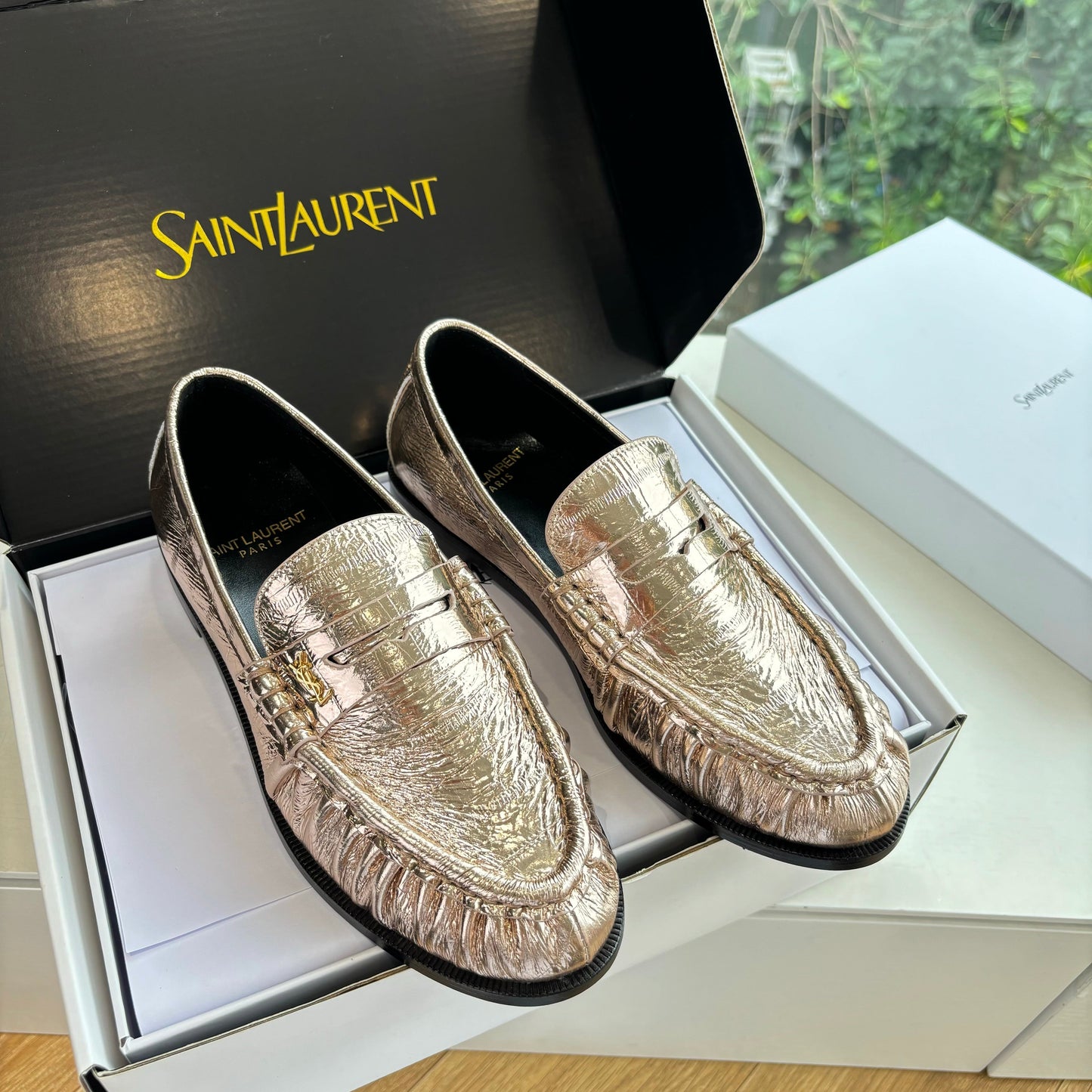 YSL 25S LOAFERS IN GOLD LAMBSKIN - 35