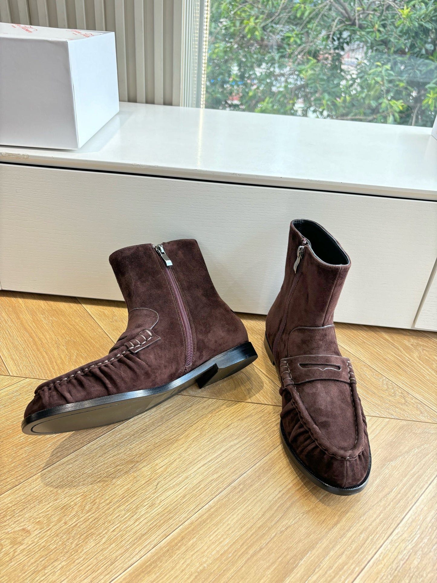 YSL 25S ANKLE FLAT BOOTS IN DARK CHOCOLATE BROWN SUEDE WITH SIDE ZIPPER - 35