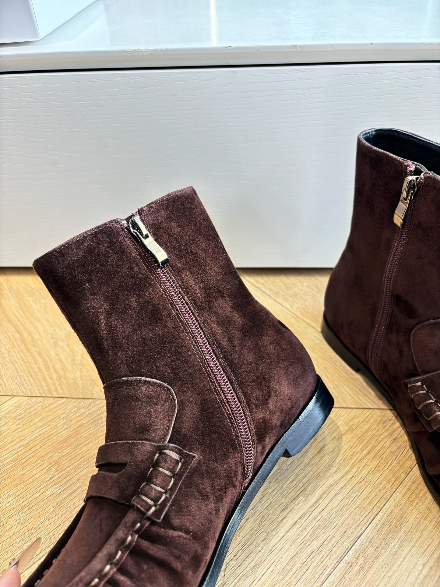 YSL 25S ANKLE FLAT BOOTS IN DARK CHOCOLATE BROWN SUEDE WITH SIDE ZIPPER - 35