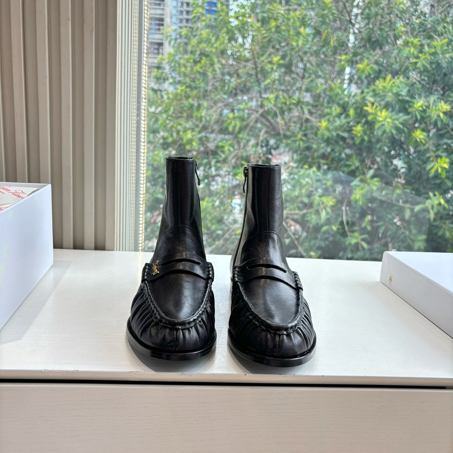 YSL 25S ANKLE FLAT BOOTS IN BLACK LAMBSKIN WITH SIDE ZIPPER - 35