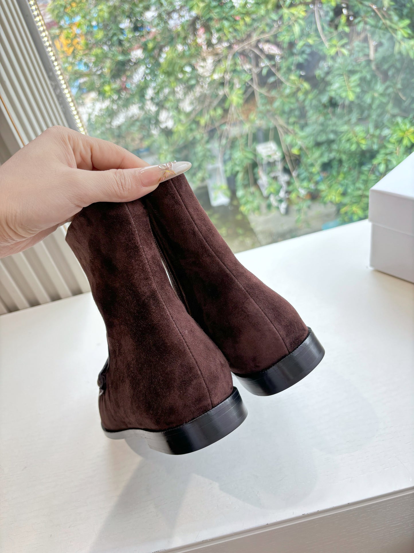 YSL 25S ANKLE FLAT BOOTS IN DARK CHOCOLATE BROWN SUEDE WITH SIDE ZIPPER - 35