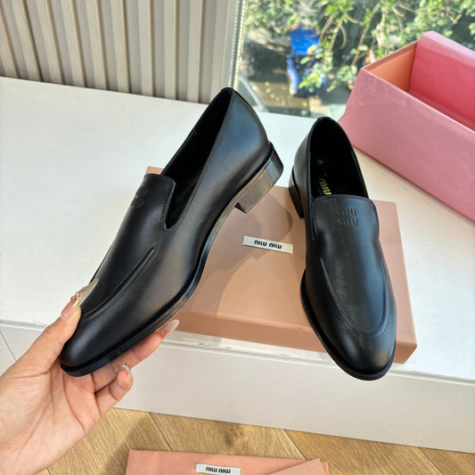 Лофери MIUMIU 26S з чорної овечої шкіри