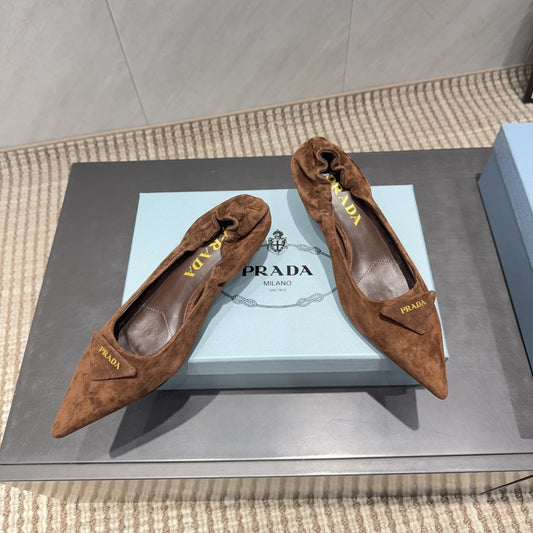 ТУФЛІ PRADA 26S, 55 ММ, З КОРИЧНЕВОЇ ЗАМШІ З ЛОГОТИПОМ